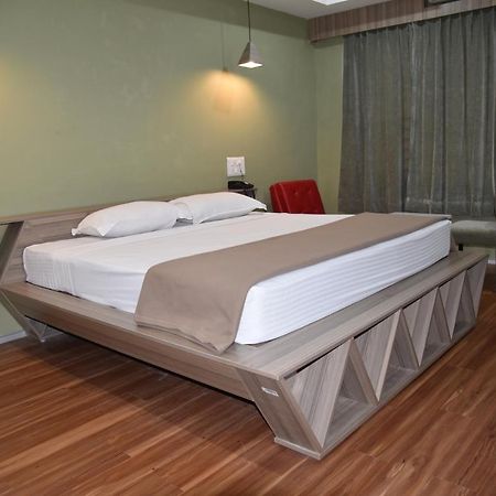 Hotel Bhimas Paradise Tirupati Buitenkant foto