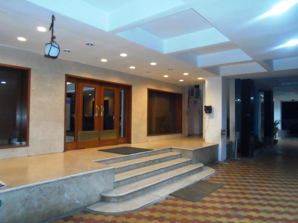 Hotel Bhimas Paradise Tirupati Buitenkant foto